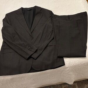 Charcoal Men's Suit (Blazer and Pants) - Italian tailored.  Lightweight.